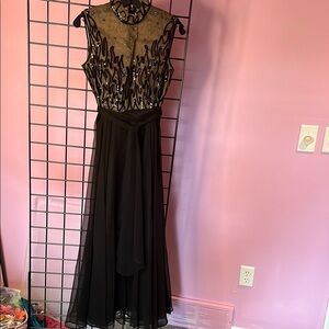 Elegant Black Evening Gown